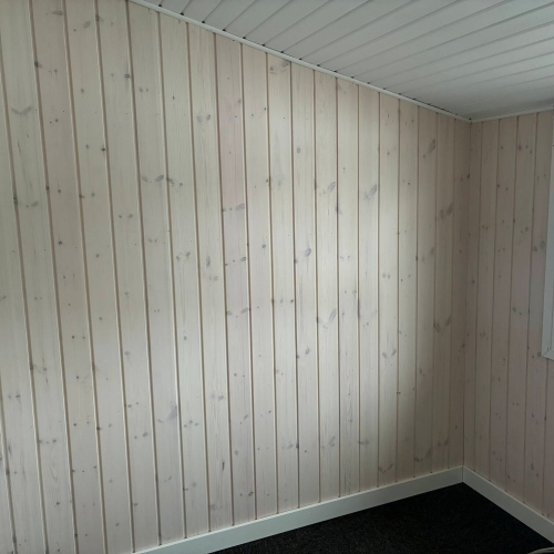 Tømrerarbejde i sommerhus