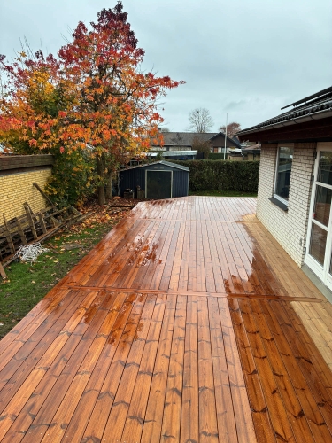 Montering og lægning af træterrasse
